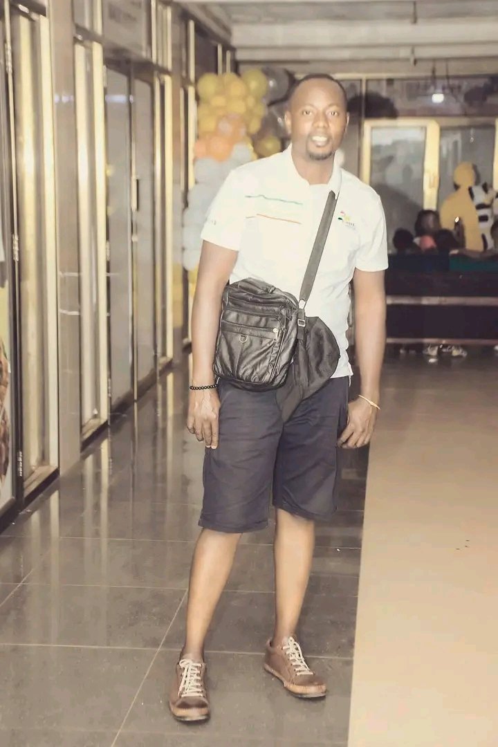 KagameHamzah's tweet photo. Mr ham gas ug I love ❤ 😍 you guys https://t.co/F2ehqH1wVX