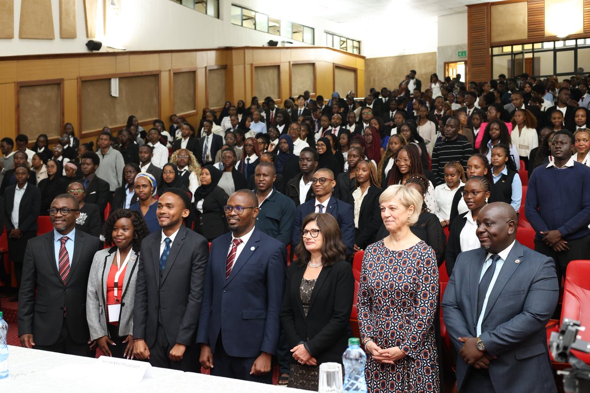 Peter Quest tweet media