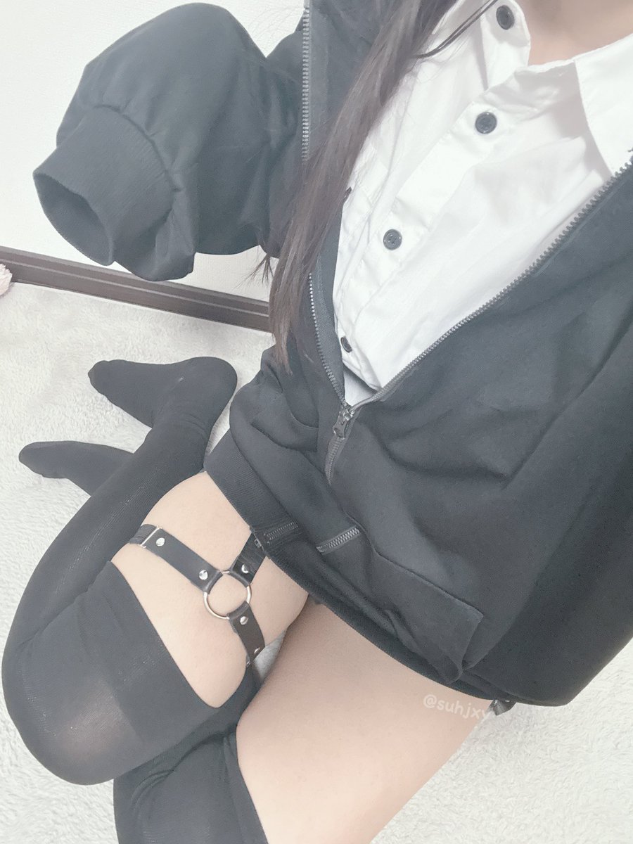 suhjxy's tweet photo. ツイキャスアーカイブ整理終了( ˘꒳˘)

アーカイブのために撮ったやつ

アーカイブなんか変なのあったり、危なそうなのあれば鍵かけるか非表示するので教えてください(*･ω･)*_ _)ﾍﾟｺﾘ https://t.co/JhE6tJdiM5