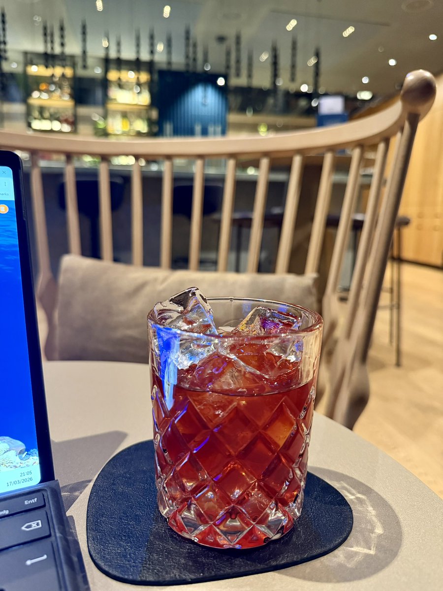 Business Kasper tweet media