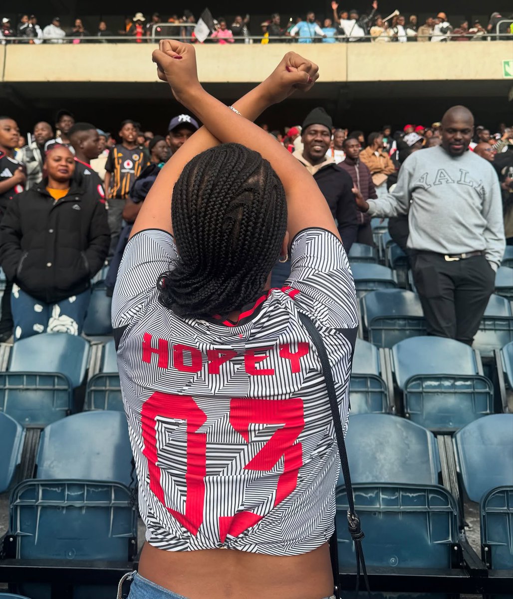 HopeyBucs tweet media