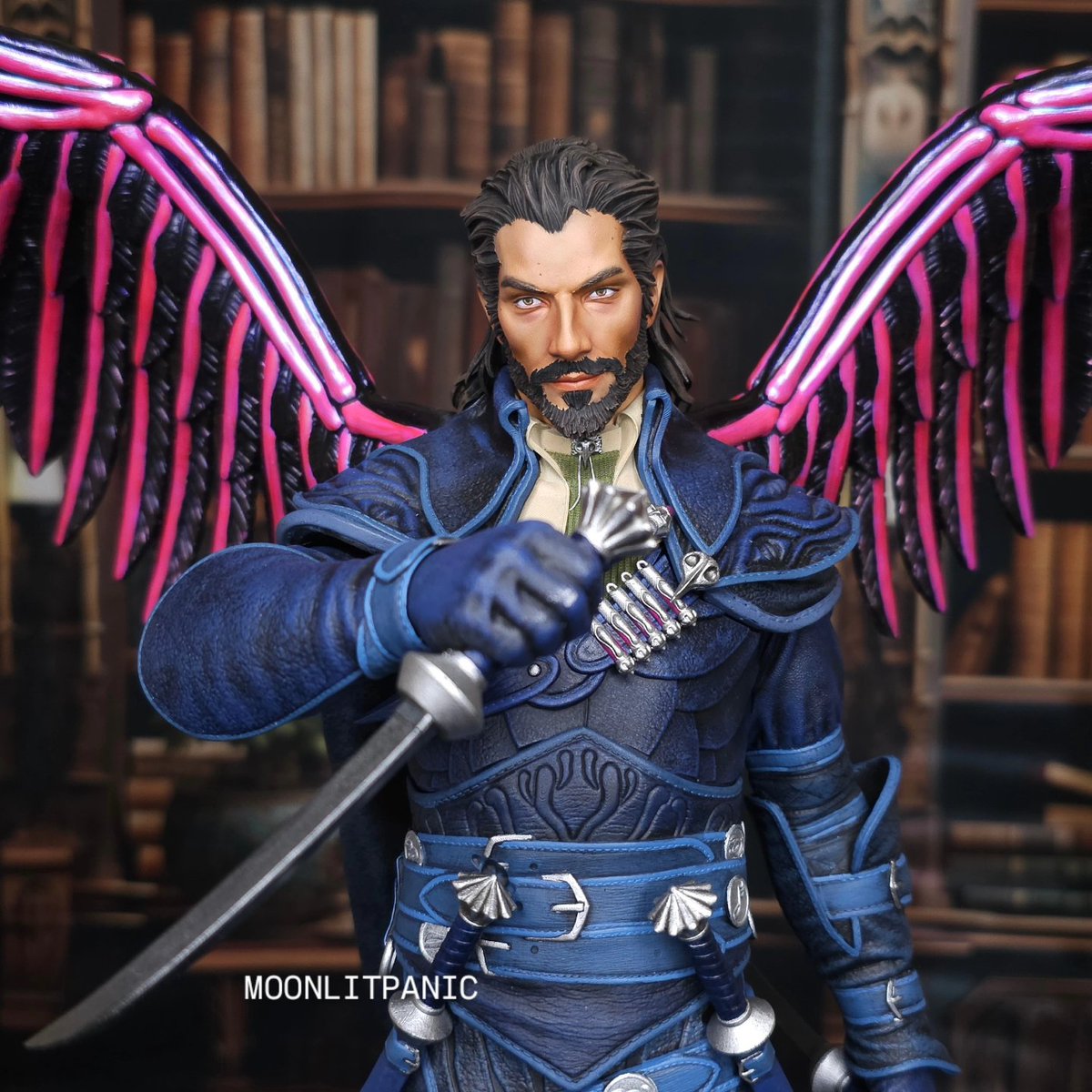 MoonlitPanic tweet media