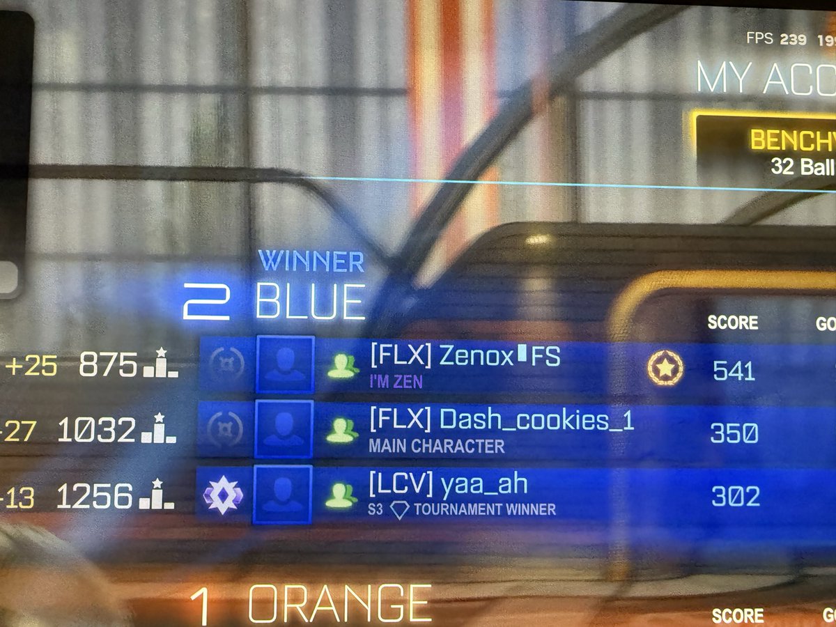 Rocket league, yapacağınız oyunu sikeyim. 10 yıldır çözemediniz şu smurf konusunu. 

En yüksek ranka sahip adam kimse üzerine 300 daha ekleyip öyle matchmaking yapın. Oyunu bedava yaptınız pc de bile hesap açmak artık 10 dk.