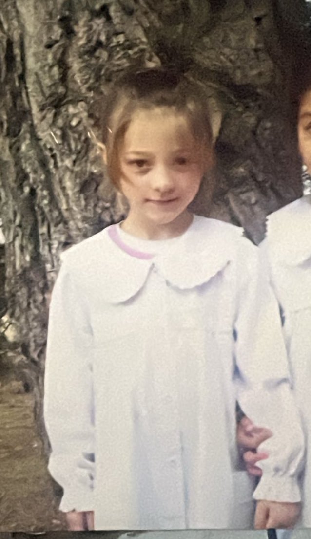 PsyNena_'s tweet photo. la cara de enferma mental que tenía de chiquita es increíble https://t.co/6BN3UDkudU