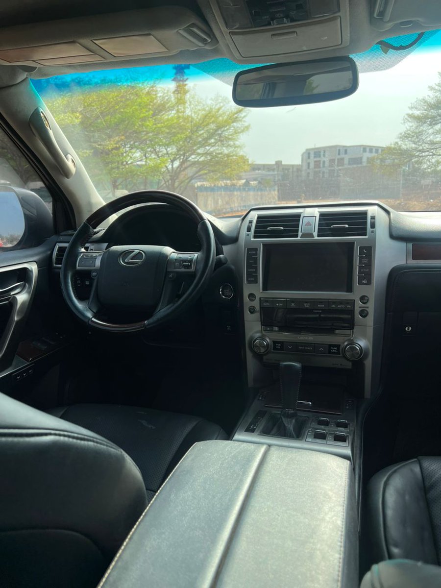 abujaautomobil's tweet photo. Belgium grade 2013 GX 460 fullest option
Brand:Lexus
Price:#33M💰
Custom Duty:✅
Nationwide Delivery:✔
Whatsapp/call:08075158161
Note:2016 model available #35M💰
#abuja #twitter #fypviraltwitter #exploremore #lagos #lagosnigeria #abujatwittercommunity #nigeria https://t.co/5NEzGSyYsI