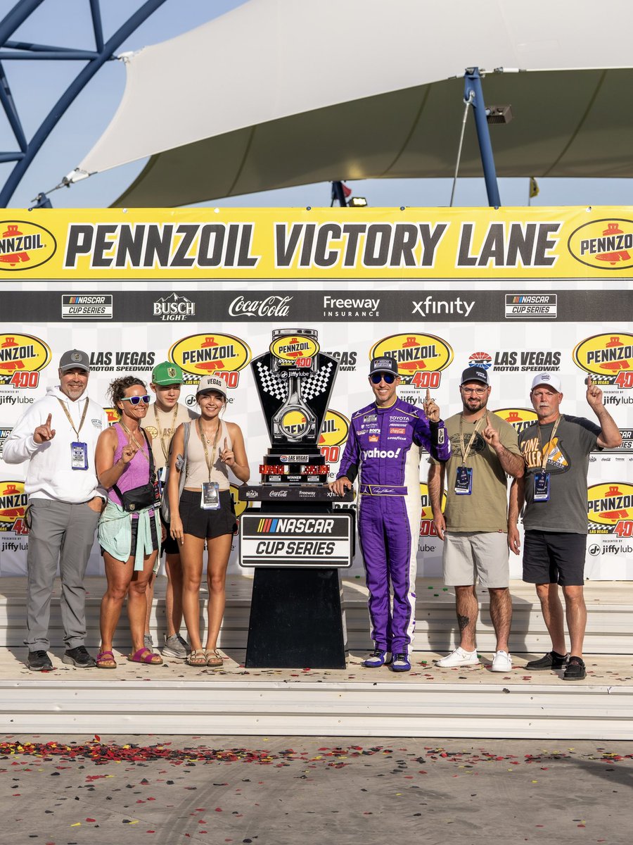 On Location tweet media