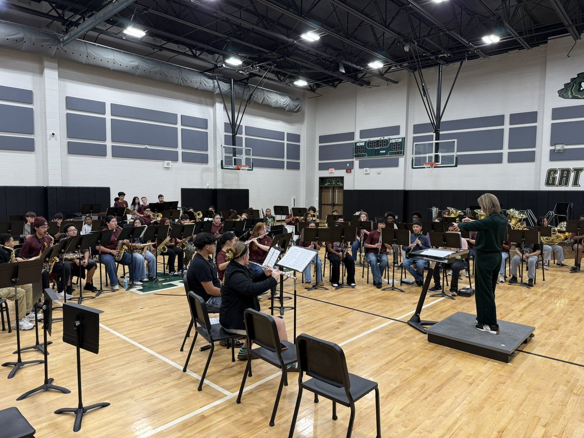 Autumn Ridge Gator Band tweet media