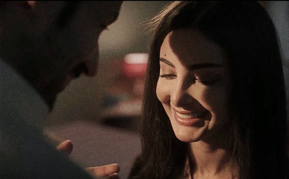 أوحش ليال العمر وأشدها وافجعها
ليلةٍ مرت ولا سمعت صوتك فيهاااا

أنت مثل اللي خذا حاجة يبي يرجّعها
ويوم جازت له تكاثرها على راعيها .