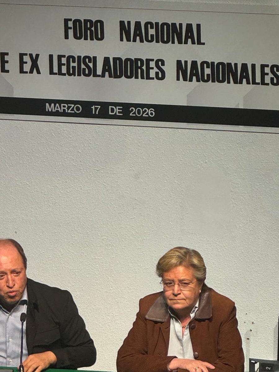 Hoy en la última participación del Foro de Ex Legisladores con la participación de Marco Baños.