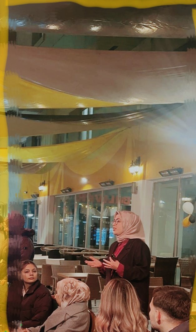 CetaDernegi's tweet photo. Derneğimizin gelenekselleşen iftarları #yeşiliftar başlığında bu yılda İstanbul'da gençlerin işbirliği ile hayata dönüştü. Sürdürülebilir toplum sofrasından kültürüne değişimi başlatmalıdır. 
Yeşil iftardaki farkındalık artıran konuşması için başkanımız @elfhbp teşekkür ederiz. https://t.co/xemzX24hKZ