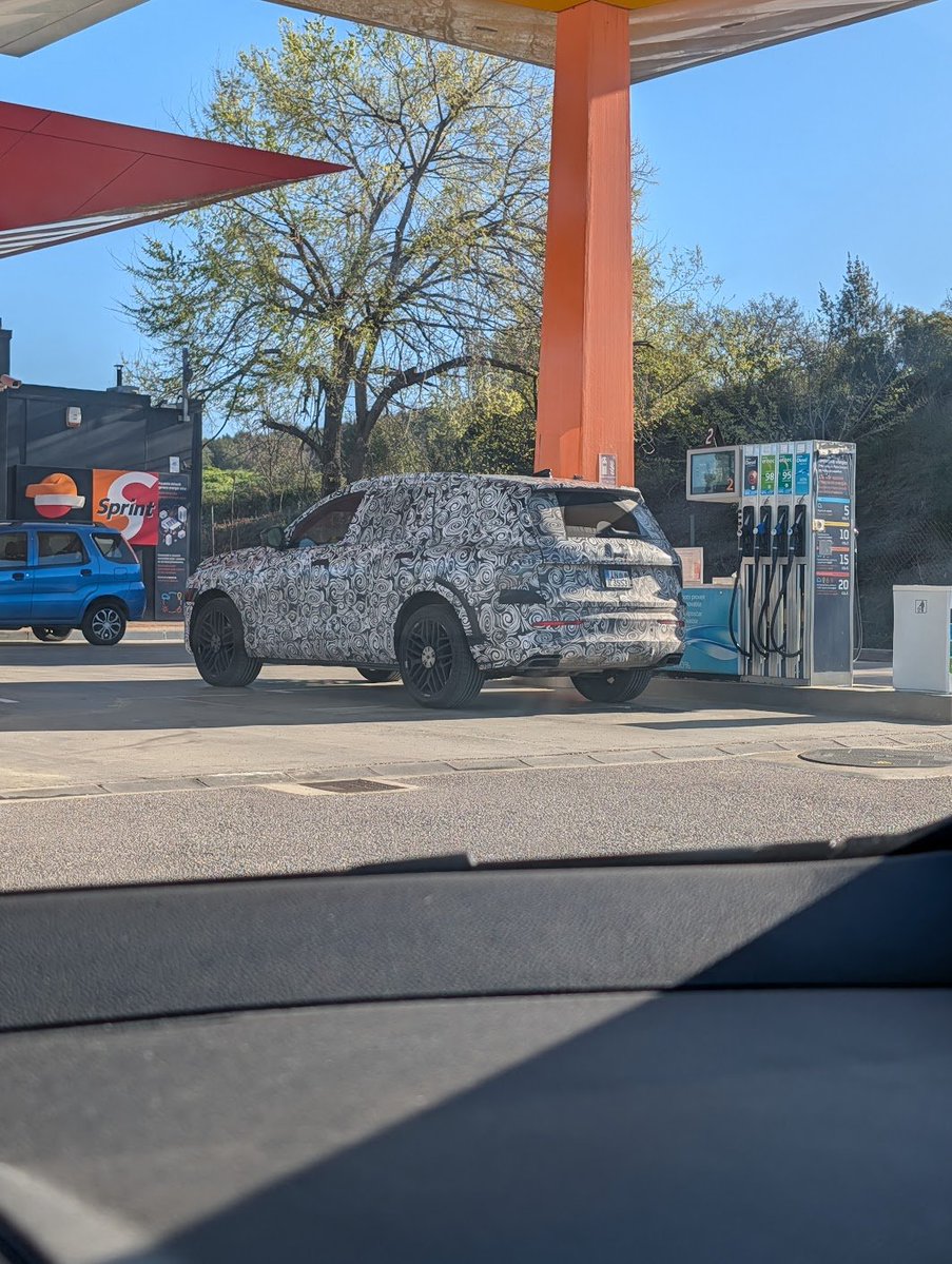 Martin ◢ ◤ tweet media