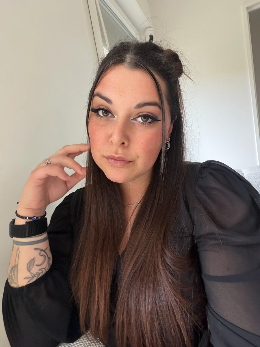 𝑳𝒐𝒖𝒏𝒂 🌙 tweet media