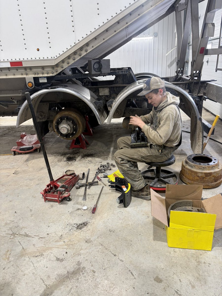 Evan Renwick tweet media