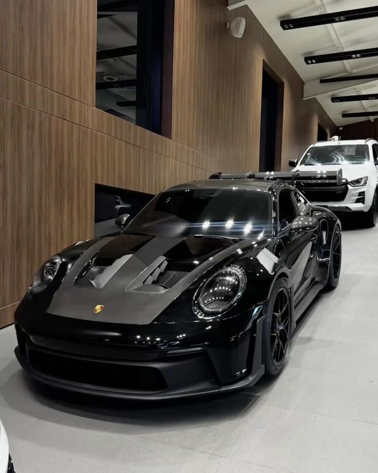 Car Porn tweet media