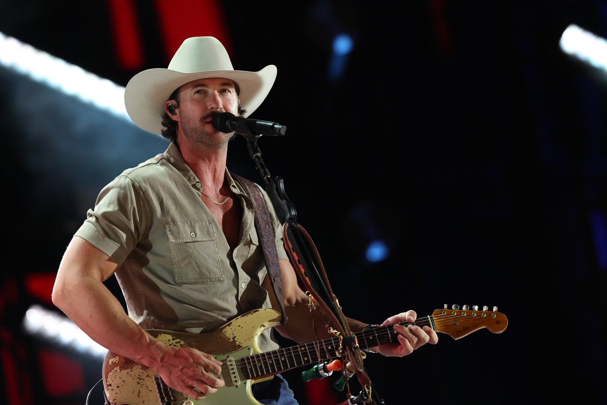 CMA Country Music tweet media