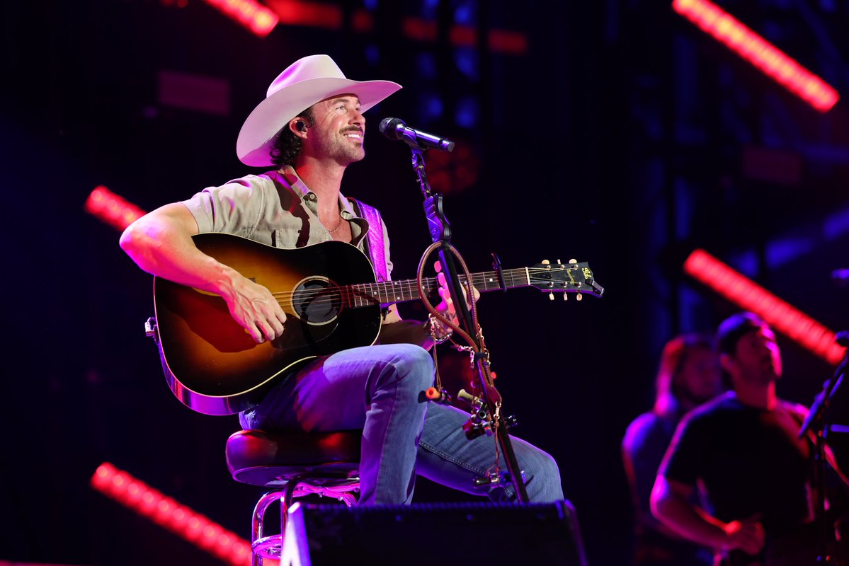 CMA Country Music tweet media