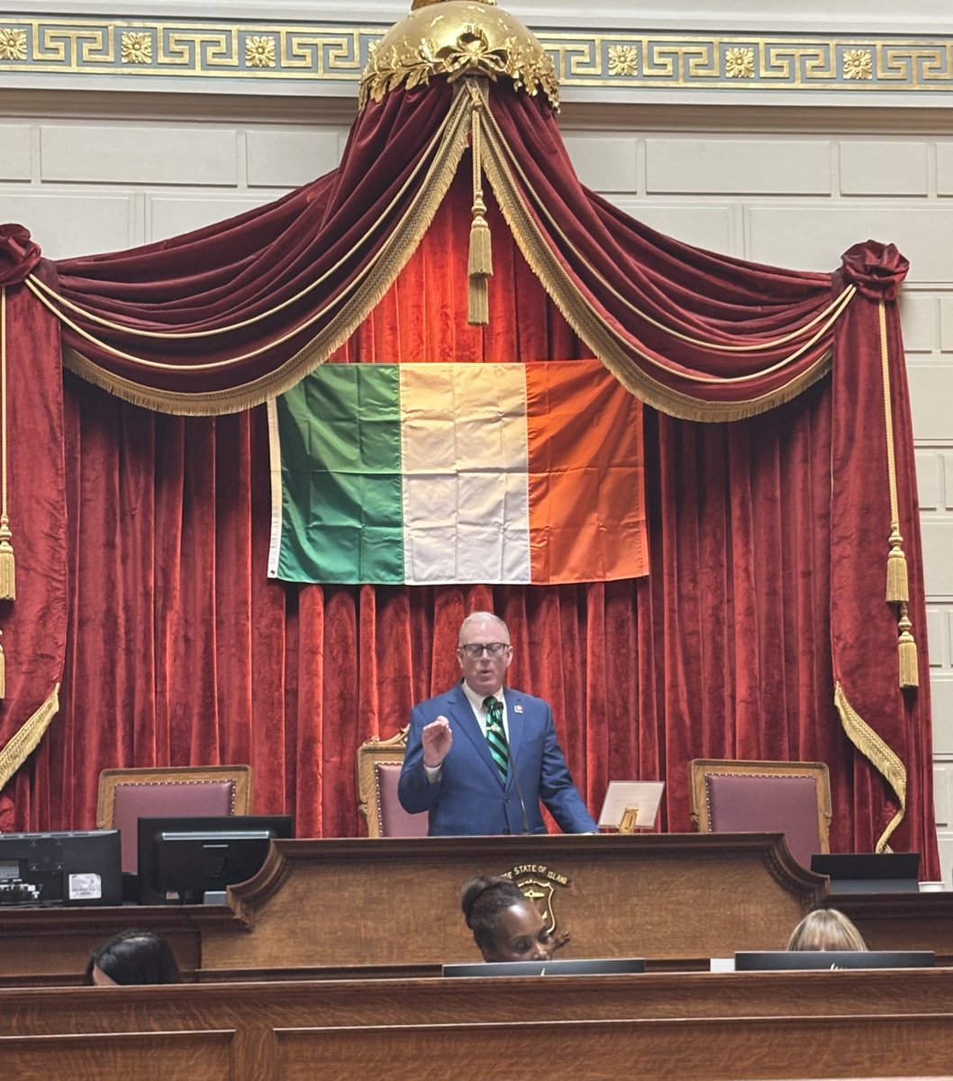 Mia Ackerman tweet media