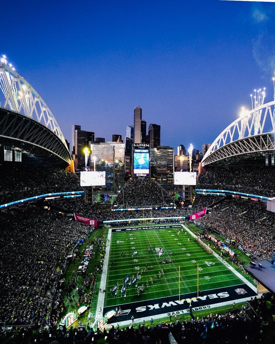 Lumen Field tweet media