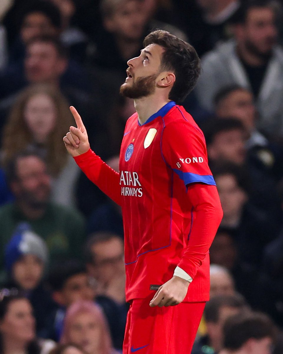 Khvicha Kvaratskhelia gives PSG the lead at Stamford Bridge in the Champions League 16mins: Chelsea 0-2 PSG Goal at now 2-7 on aggregate #championsleaguetonight #PSG #chelsea