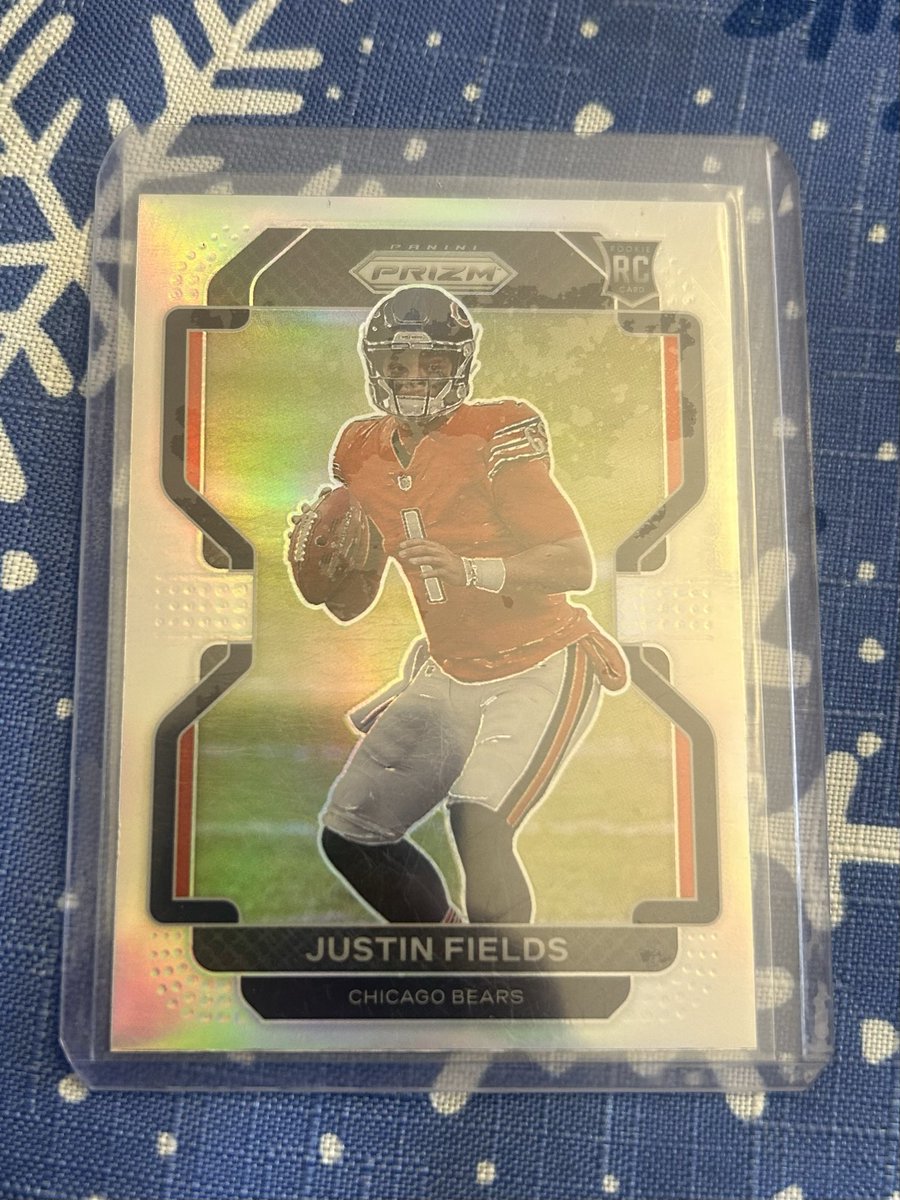 gybcards's tweet image. $4

Silver Variation Rookie

#stacksale