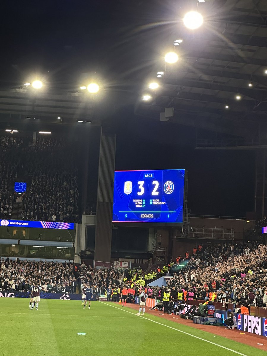natsiobhan_'s tweet photo. putting up a fight against psg isn’t for everyone https://t.co/q0JN5B1t87