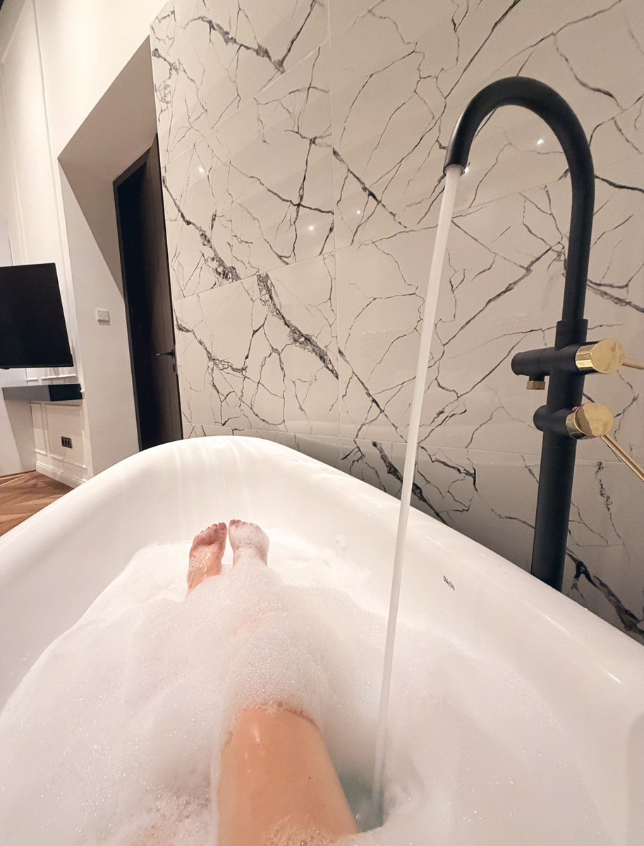 stella 𐙚 tweet media