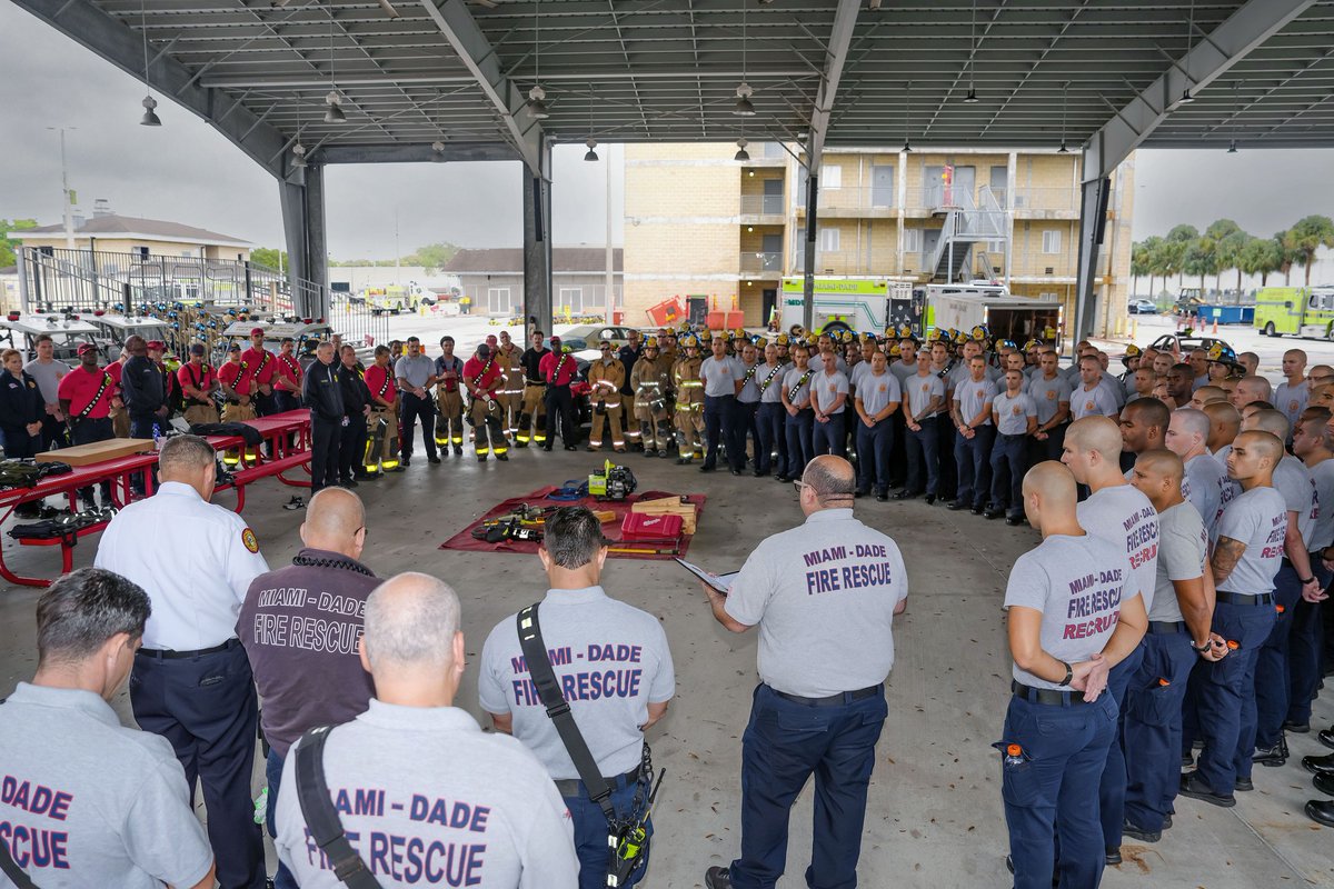 Miami-Dade Fire Rescue tweet media