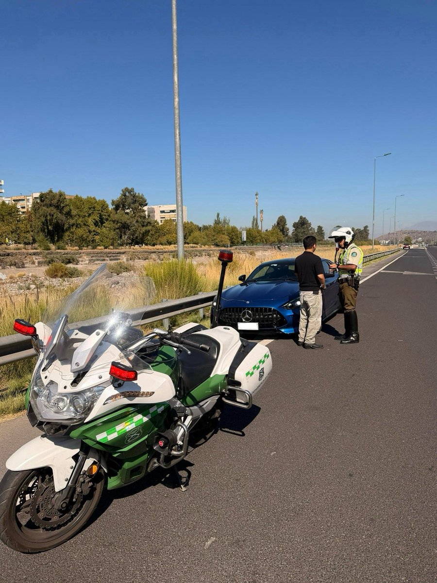Carabineros Tránsito tweet media