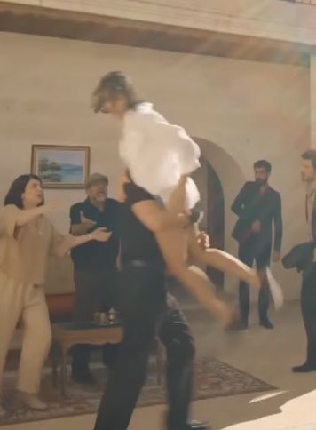 𓇢𓆸 tweet media