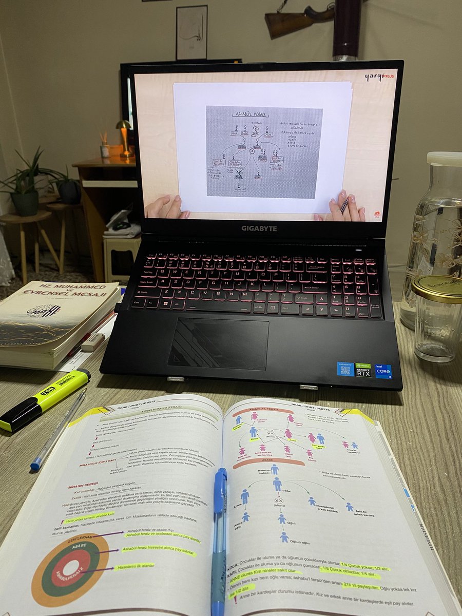 𝑬ر𝒆𝒏 tweet media