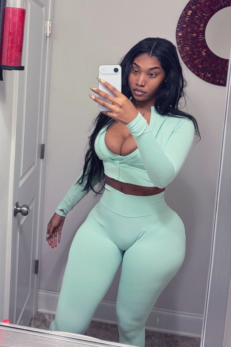 THEE MF BABY tweet media