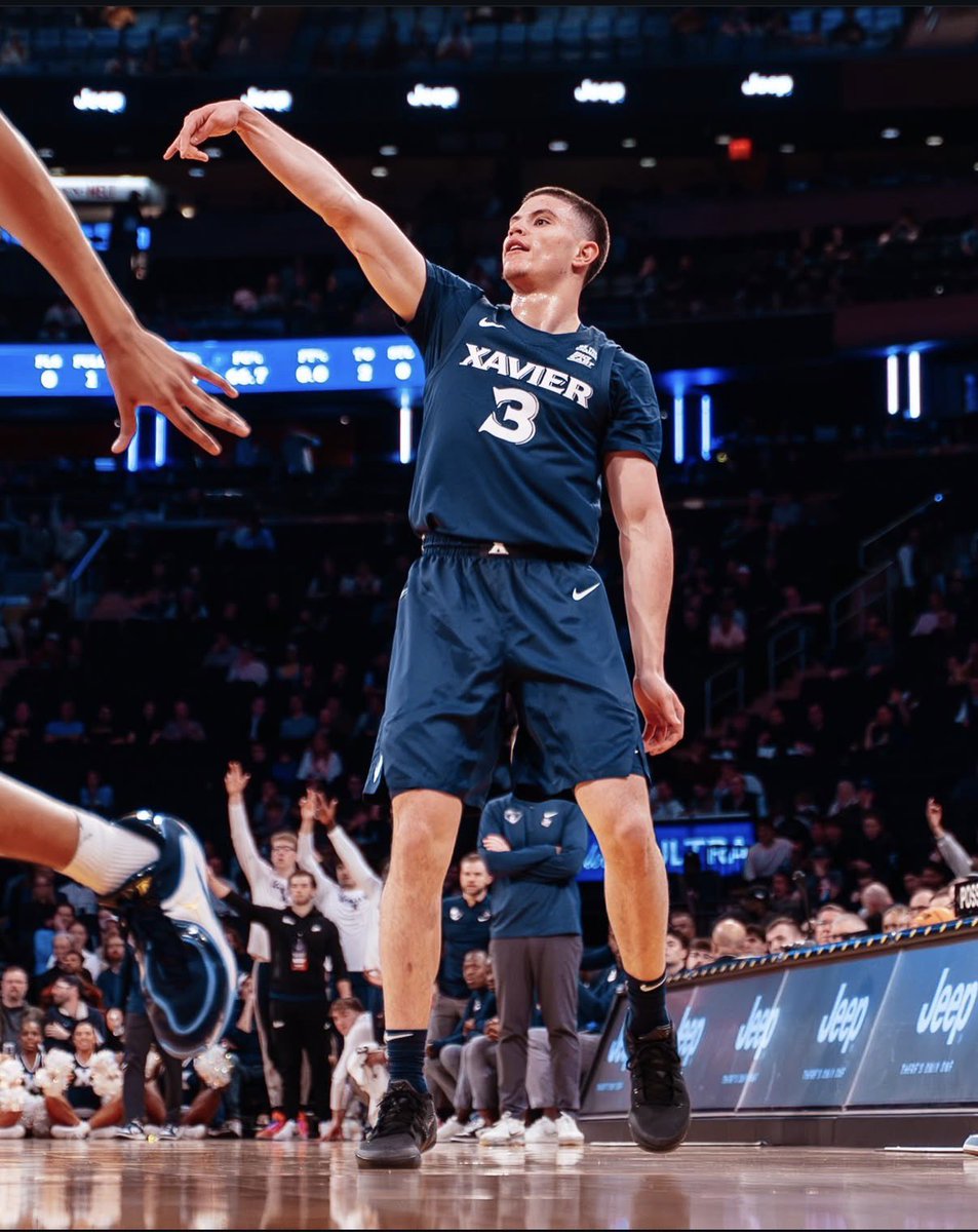 Tobias Bass tweet media