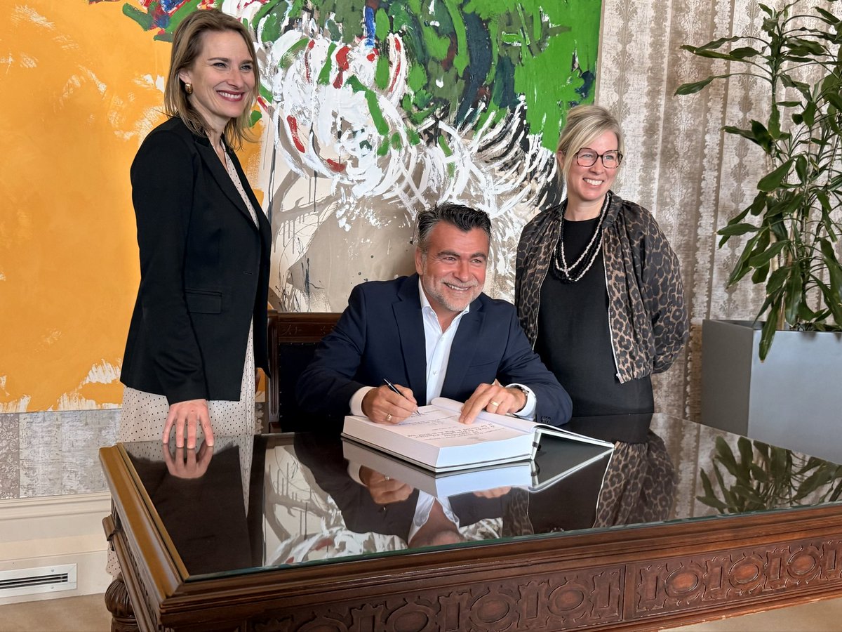 karl blackburn tweet media