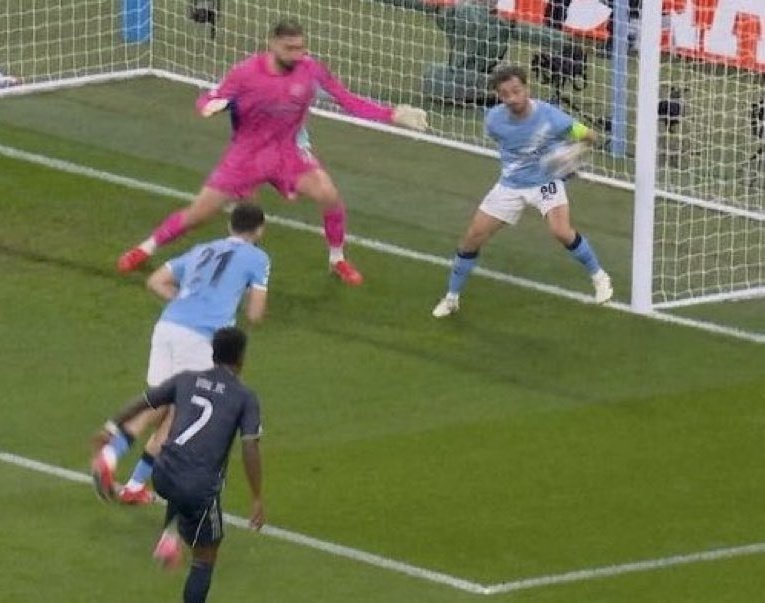 Llourinho tweet media