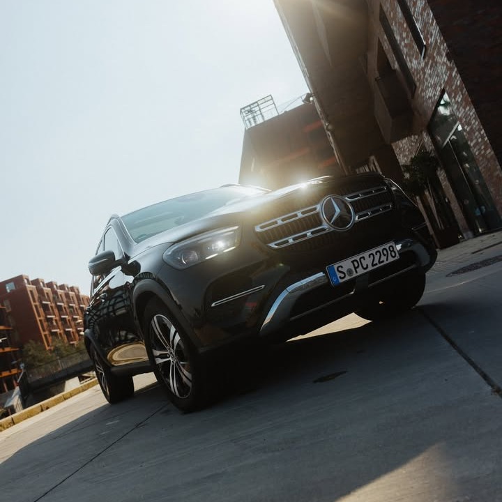 Mercedes-Benz tweet media