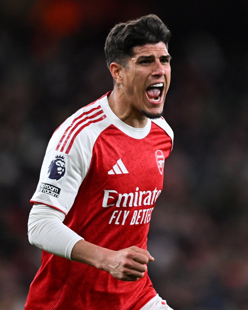 Forever grateful Pierro Hincapie signed for Arsenal.

What a player!