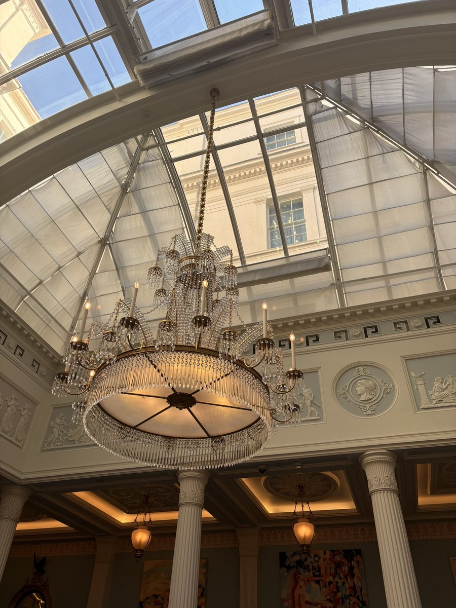 🌈 precious little bhaal-babe ✨ tweet media