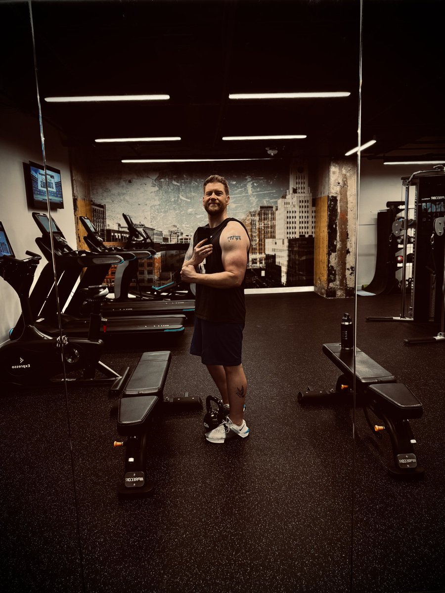 Josh Sanders tweet media