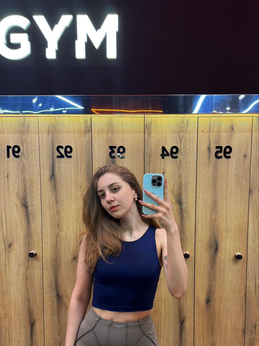 валіум tweet media