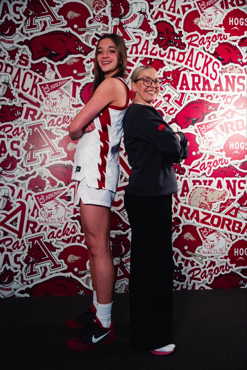 Olivia Stokes tweet media