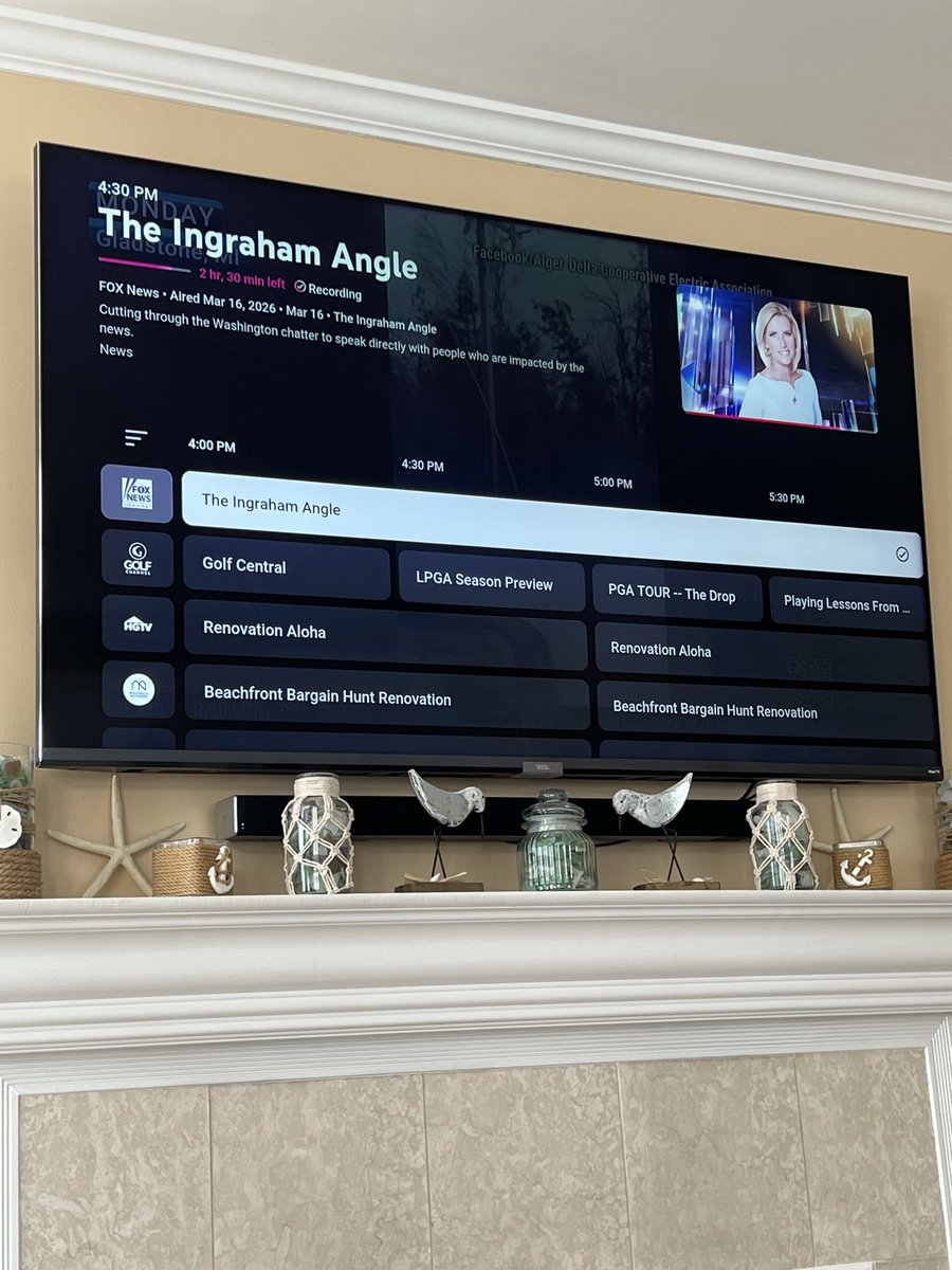 ChrReymo1978's tweet photo. @TeamYouTube what is going on with Fox News channel today?  No live programming available and no shows available in my library that should be recorded 🤷‍♂️ https://t.co/Pix2BqyEF4