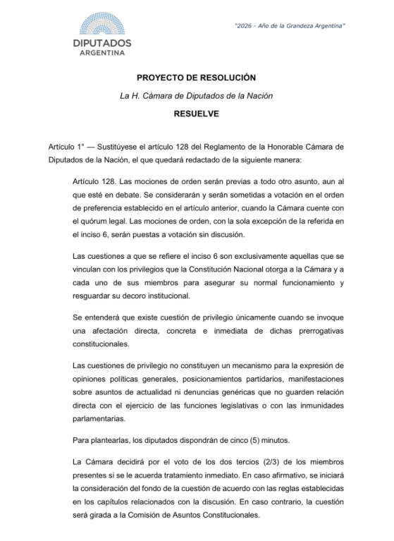Tomidiazcueto's tweet photo. Tronco, el diputado que entiende como es la cuestión: 
Presento un proyecto que propone limitar a 5 minutos las cuestiones de privilegio y que deberán estar sujetas a lo que se trate en el momento del debate y no a cualquier otra pelotudez.

Es por ahí. https://t.co/tZFGmKQqca