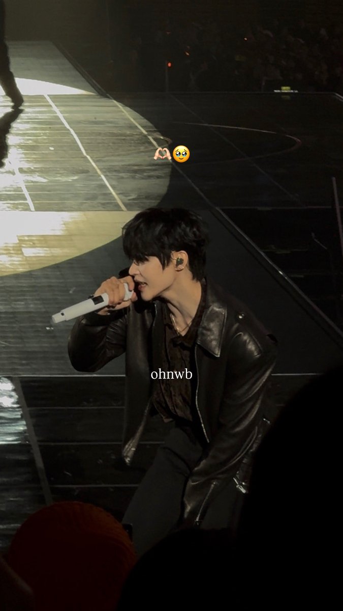 n 𑁊^. .^𑁊 tweet media