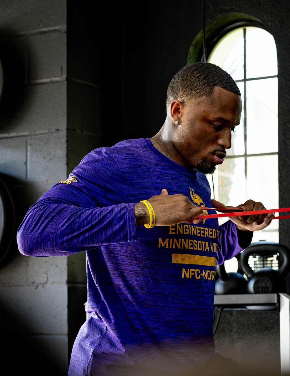 rodgers_isaiah's tweet image. Crazy how the list and the tape tell two different stories. #2Different