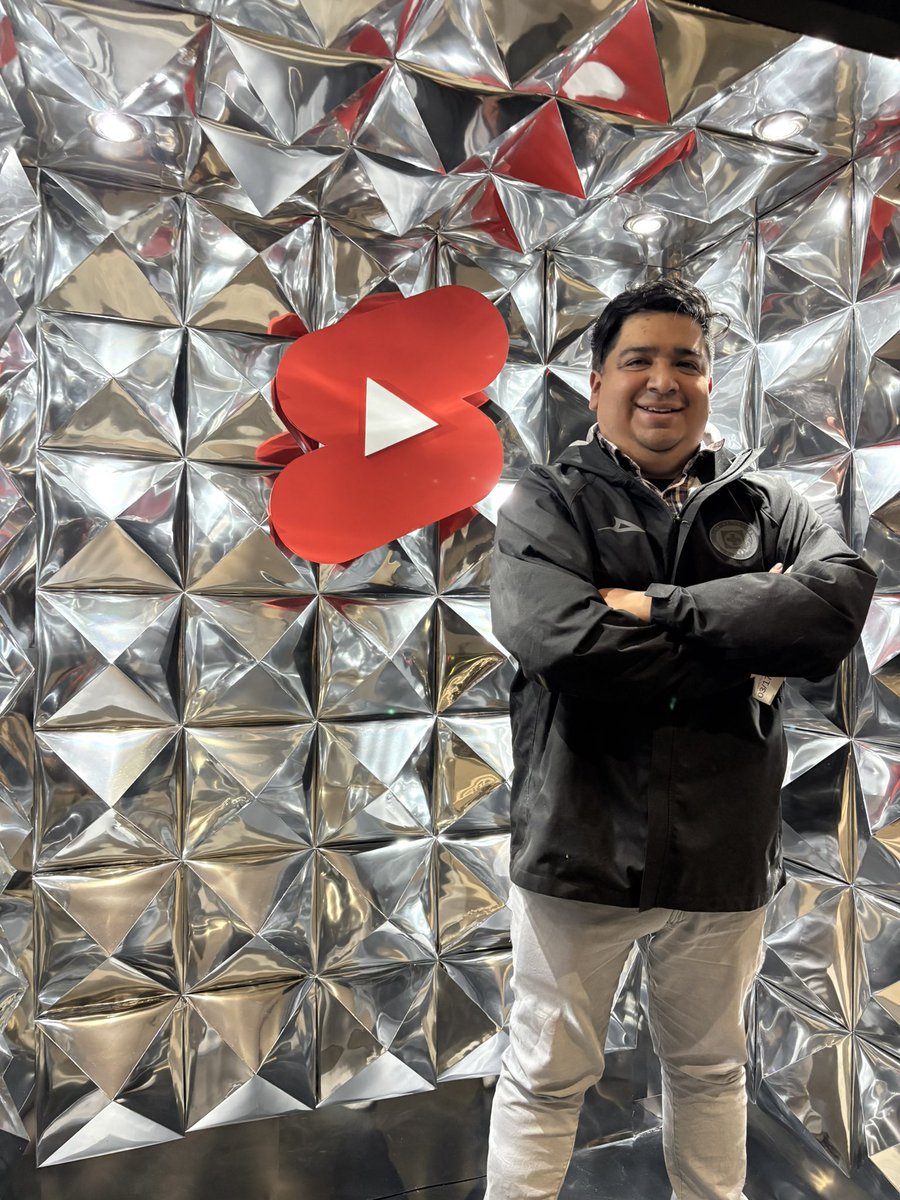 Hoy me tocó a mí representar a <a href="/soycelestemx/">SOY CELESTE</a> en el #creatorcollabsmx de <a href="/YouTubeLATAM/">YouTube Latinoamérica</a>