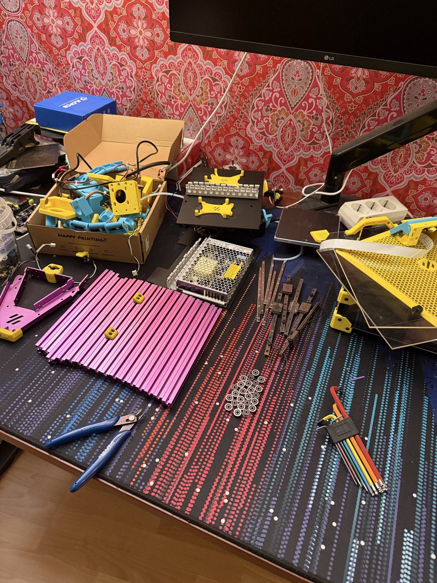 grooviee's tweet image. Kleine herbouw van mijn Voron 0.2 is een kleine beetje geëscaleerd naar een complete herbouw…
#voron #voronzero #3dprinter