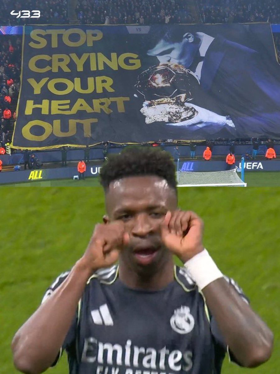 <a href="/433/">433</a> The camera man deserve an award