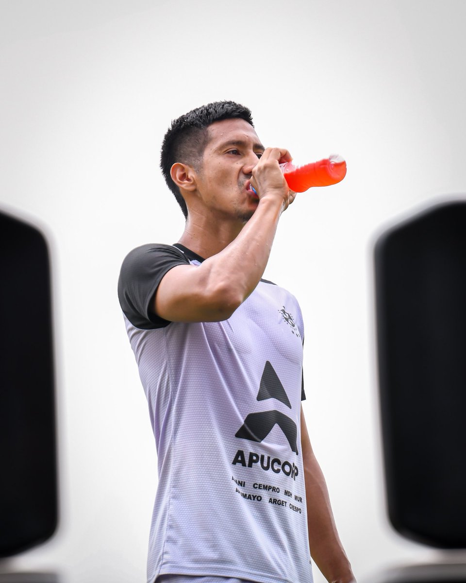 San Martín tweet media