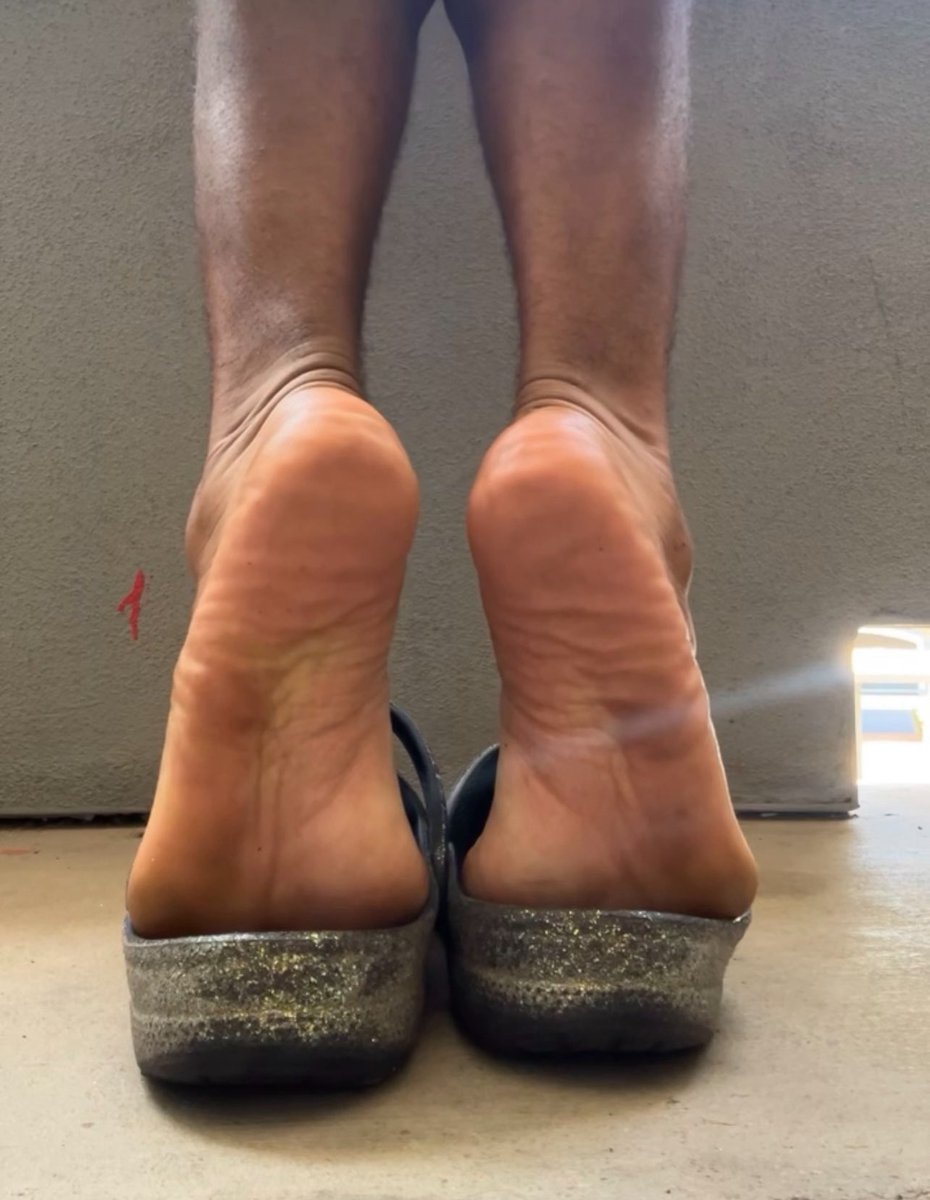 OZTHEDOM tweet media