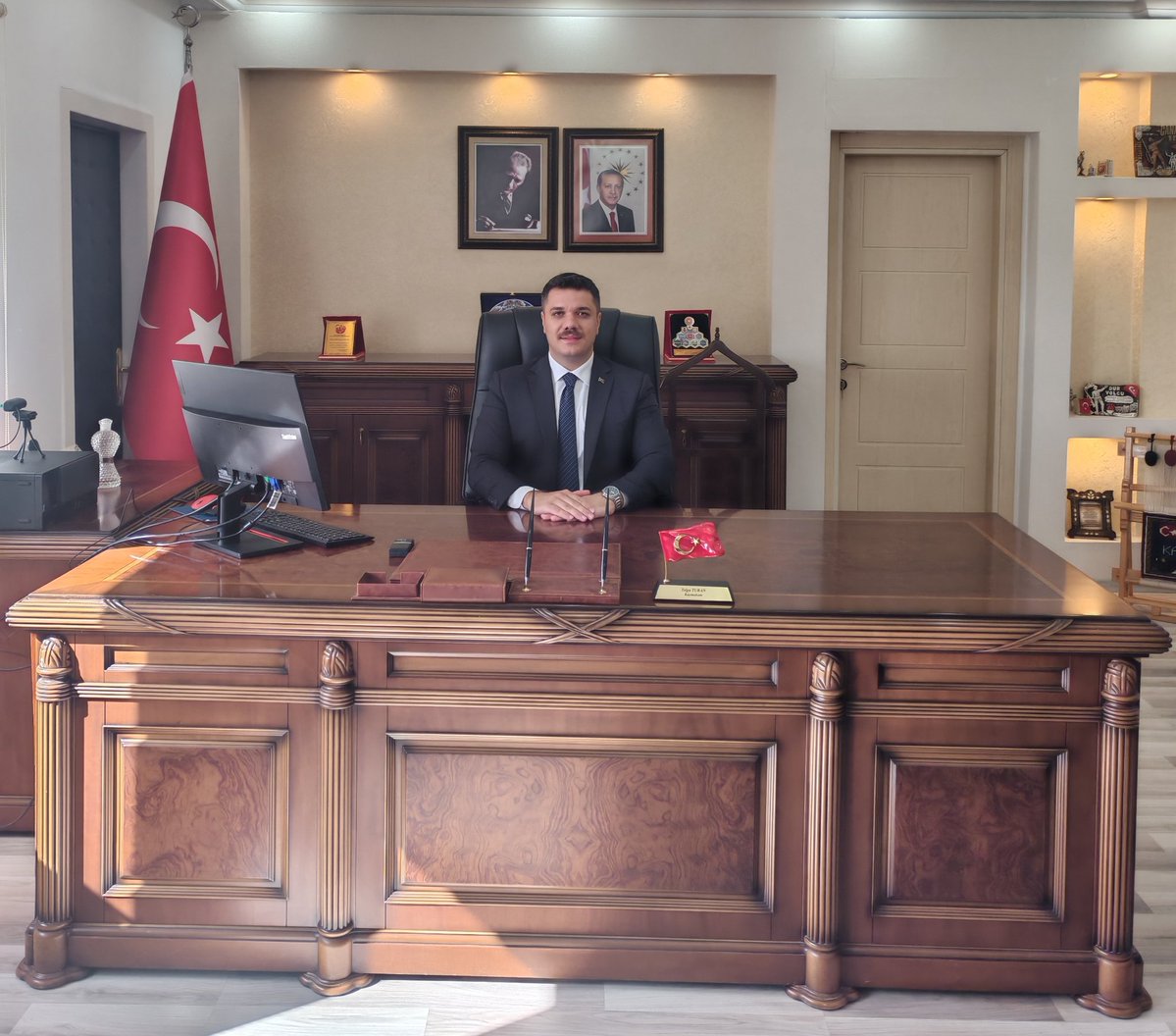 KAYMAKAMIMIZ SAYIN TOLGA TURAN'IN 18 MART ÇANAKKALE ZAFERİ ve ŞEHİTLERİ ANMA GÜNÜ MESAJI ⬇️

ciftlik.gov.tr/kaymakamimiz-s…